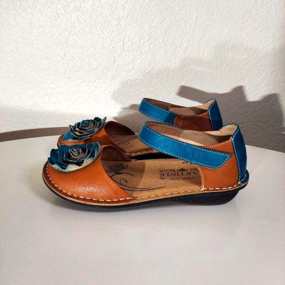 L'artiste Caicos Spring Step Turquoise & Brown Leather Mary Jane Flat Shoes - Picture 2 of 14